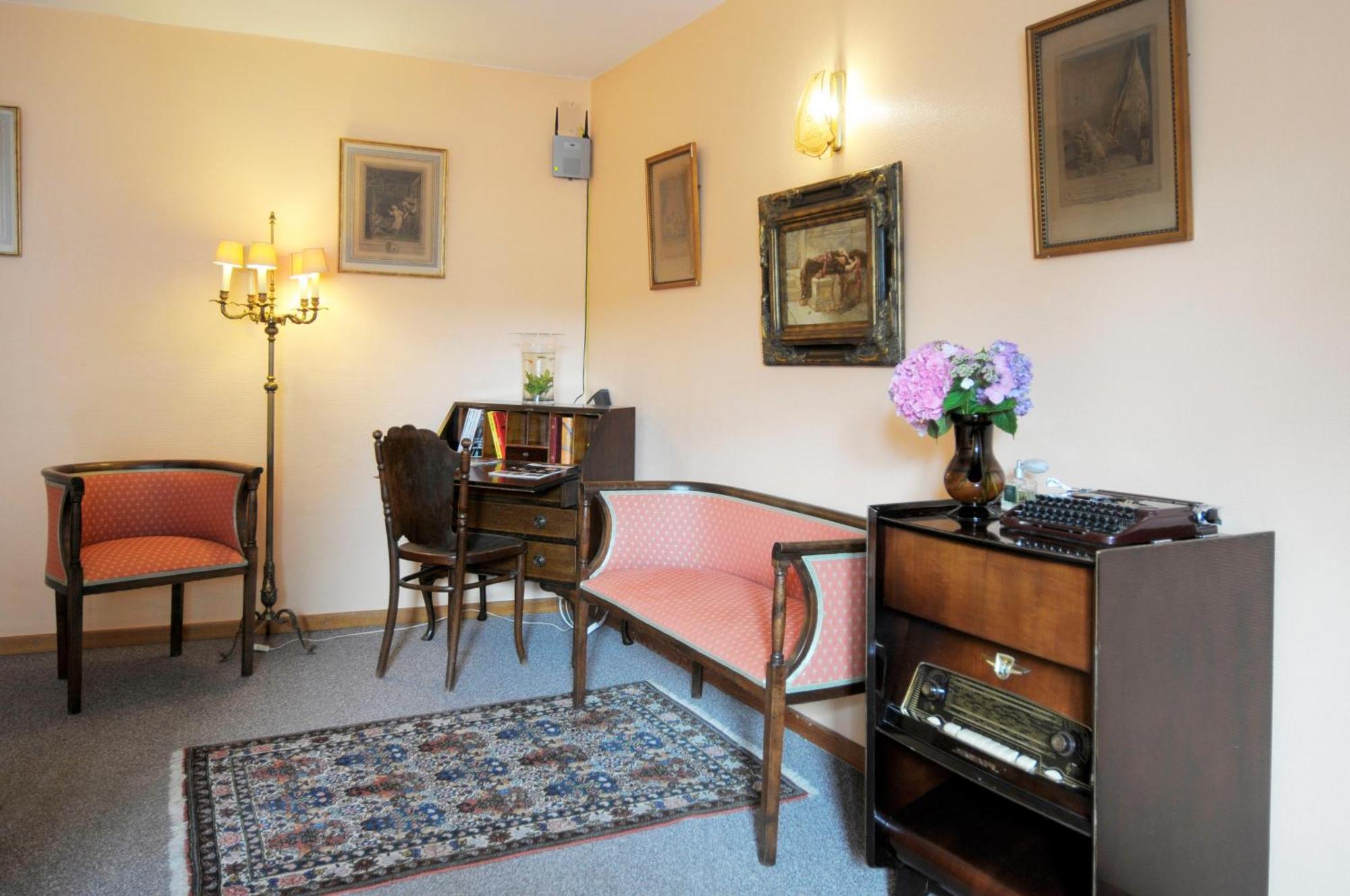 Hotel Restaurant La Ferme De Grambais Nivelles Kültér fotó